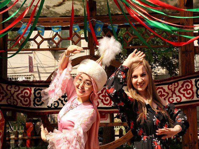 老哥俱乐部-老哥必备的交流社区