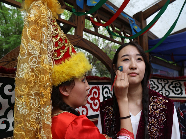 老哥俱乐部-老哥必备的交流社区