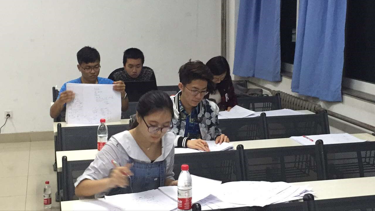 老哥俱乐部-老哥必备的交流社区