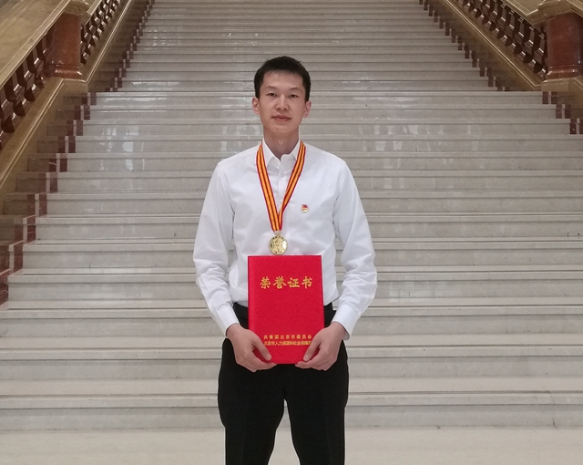 老哥俱乐部-老哥必备的交流社区