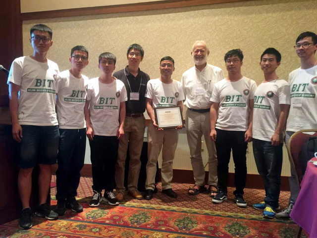 老哥俱乐部-老哥必备的交流社区