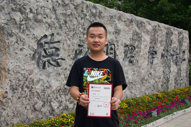 老哥俱乐部-老哥必备的交流社区