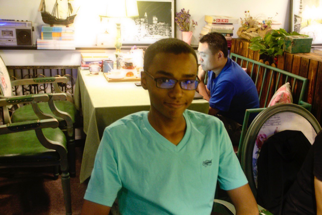 老哥俱乐部-老哥必备的交流社区