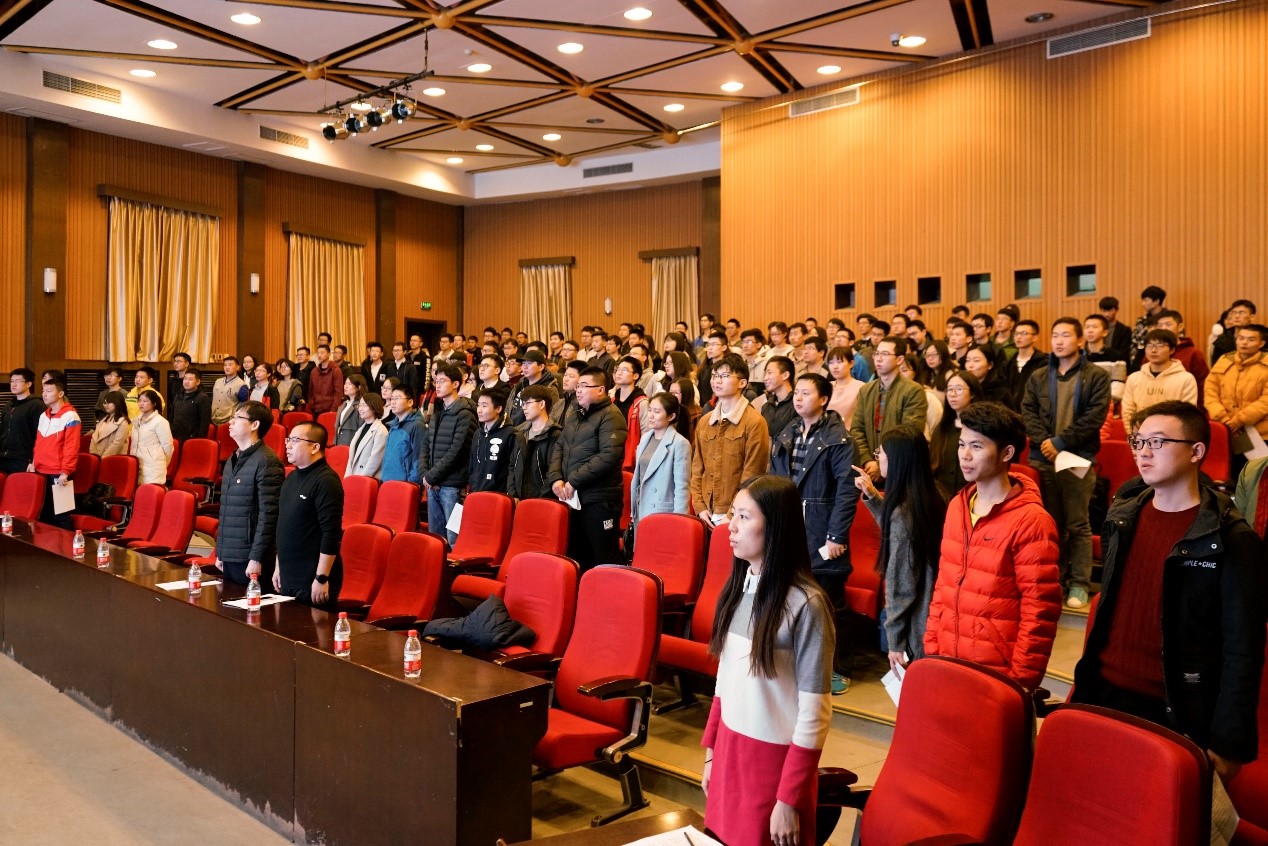 老哥俱乐部-老哥必备的交流社区