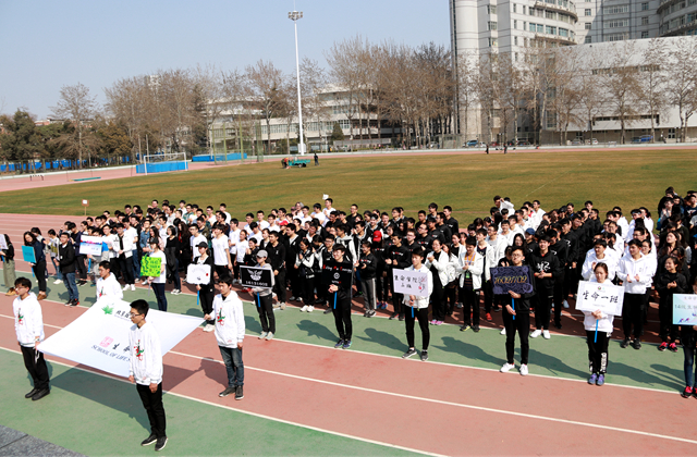 老哥俱乐部-老哥必备的交流社区