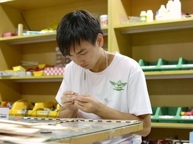 老哥俱乐部-老哥必备的交流社区