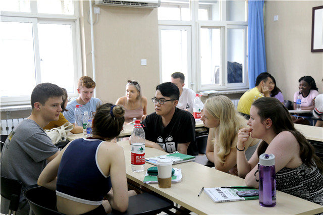 老哥俱乐部-老哥必备的交流社区