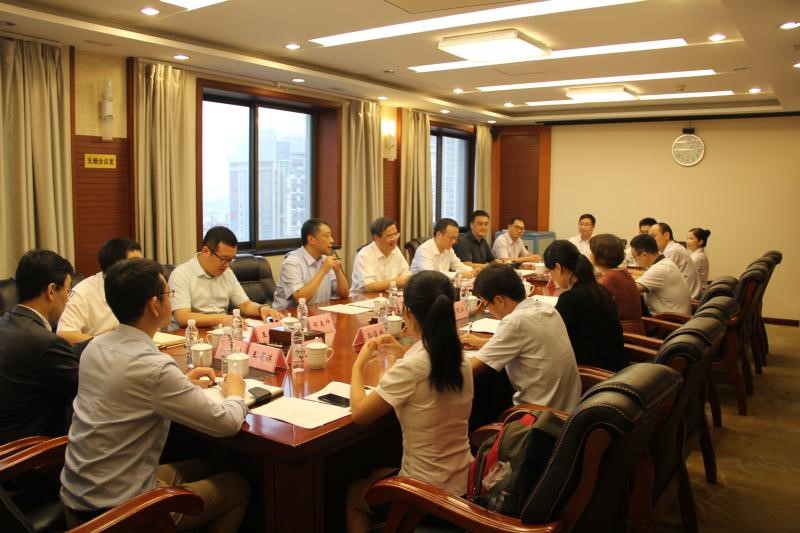 老哥俱乐部-老哥必备的交流社区