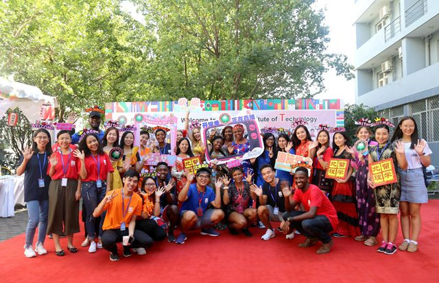 老哥俱乐部-老哥必备的交流社区