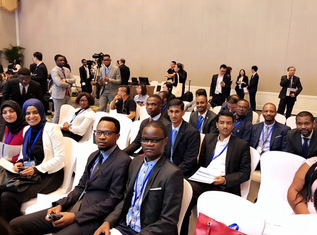 老哥俱乐部-老哥必备的交流社区