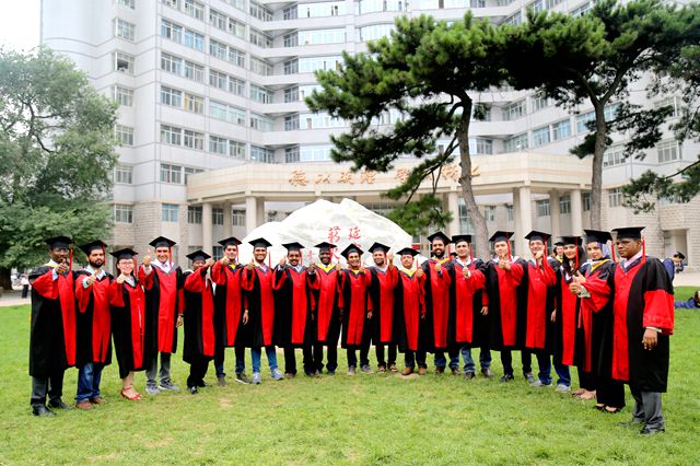 老哥俱乐部-老哥必备的交流社区