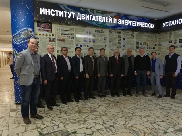 老哥俱乐部-老哥必备的交流社区