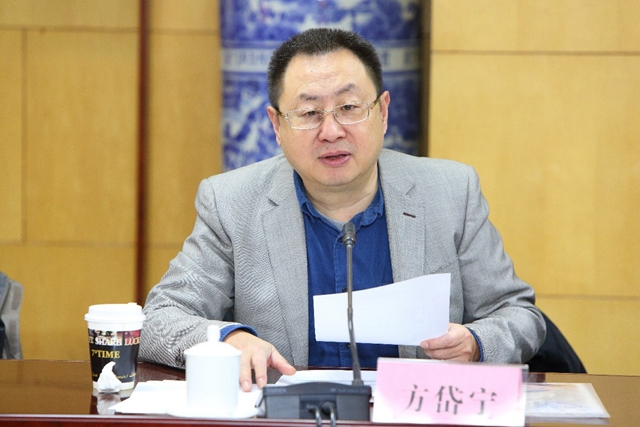 老哥俱乐部-老哥必备的交流社区