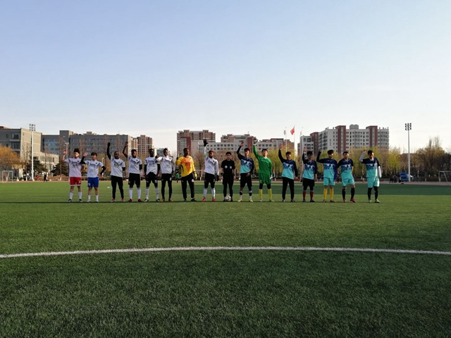 老哥俱乐部-老哥必备的交流社区