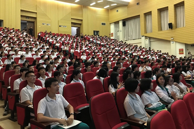 老哥俱乐部-老哥必备的交流社区