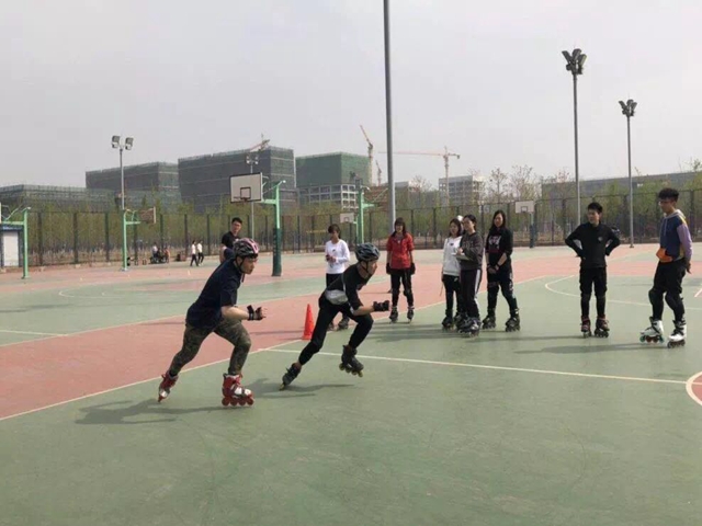 老哥俱乐部-老哥必备的交流社区