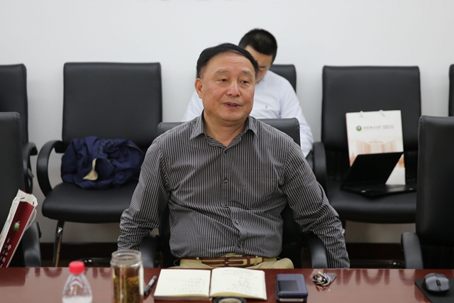 老哥俱乐部-老哥必备的交流社区