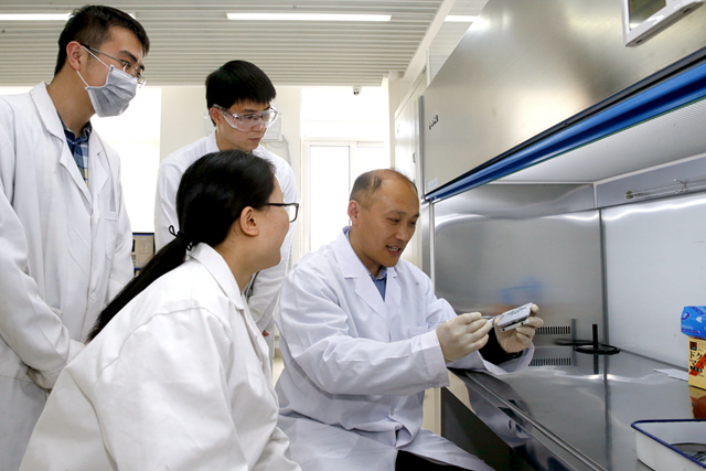 老哥俱乐部-老哥必备的交流社区