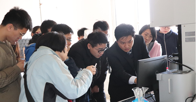 老哥俱乐部-老哥必备的交流社区