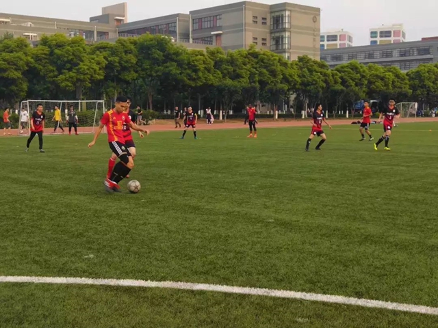 老哥俱乐部-老哥必备的交流社区