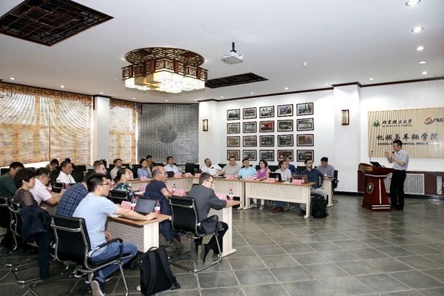 老哥俱乐部-老哥必备的交流社区