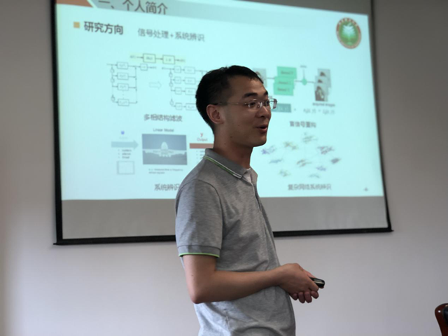 老哥俱乐部-老哥必备的交流社区