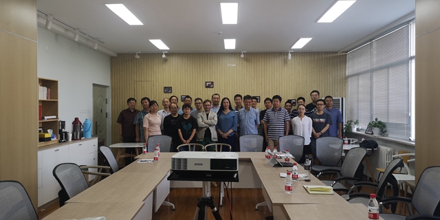 老哥俱乐部-老哥必备的交流社区