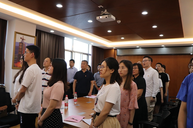 老哥俱乐部-老哥必备的交流社区