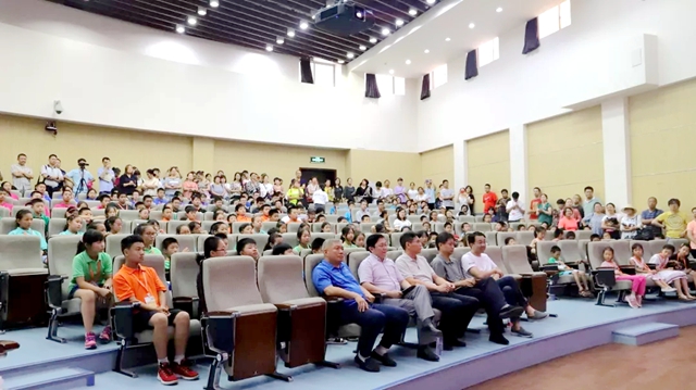 老哥俱乐部-老哥必备的交流社区