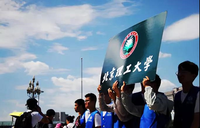 老哥俱乐部-老哥必备的交流社区