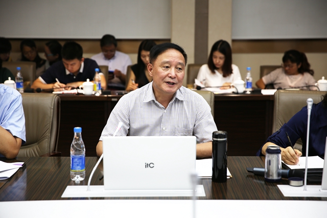 老哥俱乐部-老哥必备的交流社区