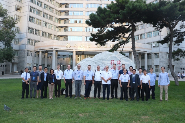 老哥俱乐部-老哥必备的交流社区