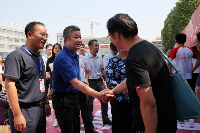 老哥俱乐部-老哥必备的交流社区