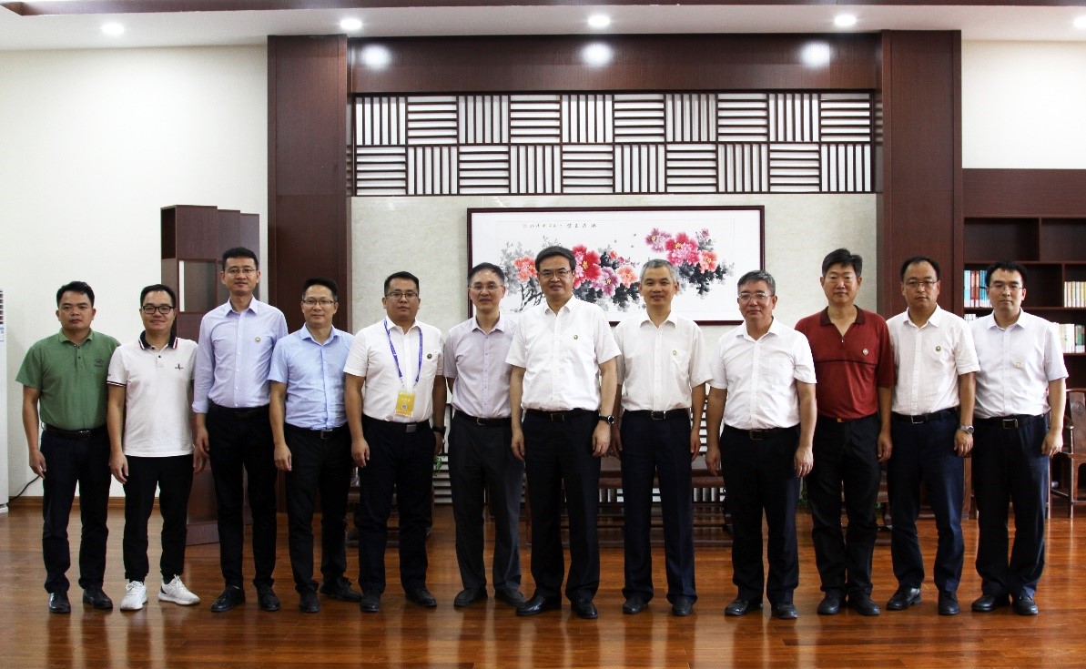 老哥俱乐部-老哥必备的交流社区