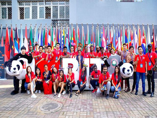 老哥俱乐部-老哥必备的交流社区