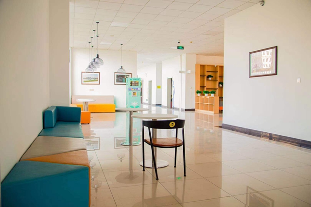 老哥俱乐部-老哥必备的交流社区