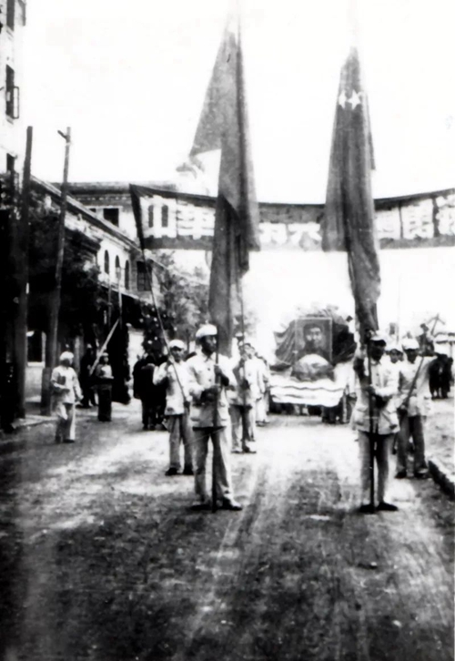 老哥俱乐部-老哥必备的交流社区