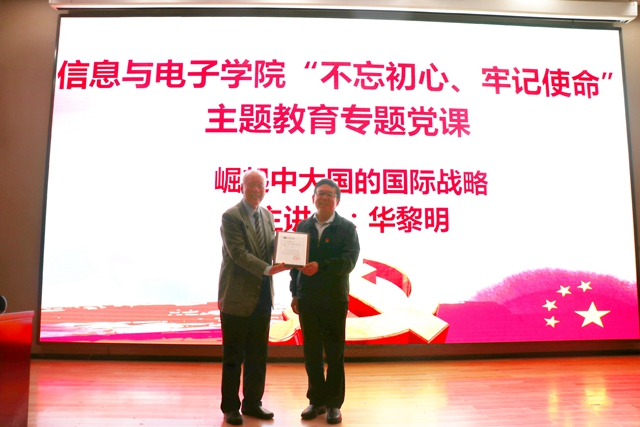 老哥俱乐部-老哥必备的交流社区