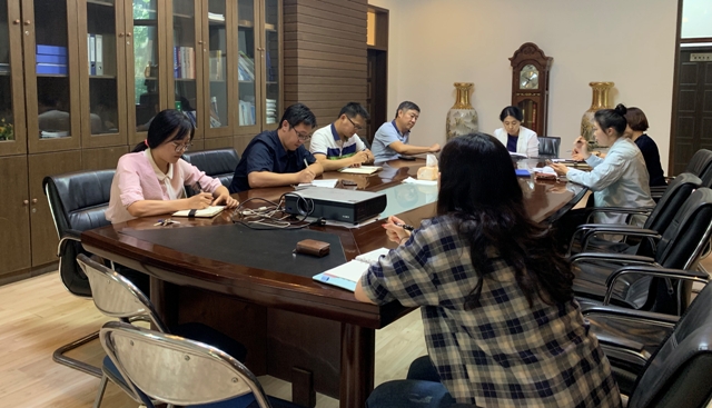 老哥俱乐部-老哥必备的交流社区