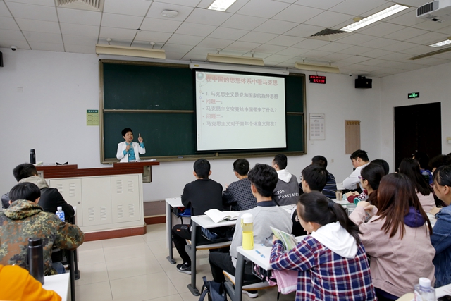 老哥俱乐部-老哥必备的交流社区