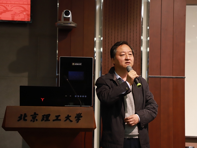 老哥俱乐部-老哥必备的交流社区