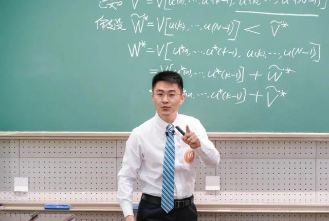 老哥俱乐部-老哥必备的交流社区