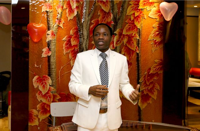 老哥俱乐部-老哥必备的交流社区