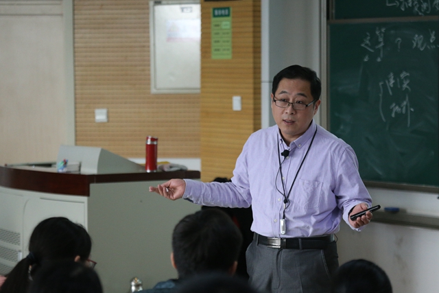 老哥俱乐部-老哥必备的交流社区