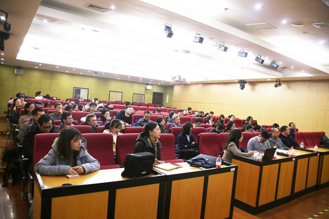 老哥俱乐部-老哥必备的交流社区