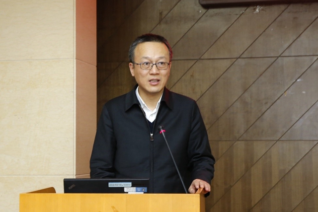 老哥俱乐部-老哥必备的交流社区