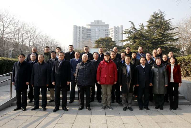 老哥俱乐部-老哥必备的交流社区