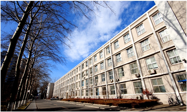 老哥俱乐部-老哥必备的交流社区