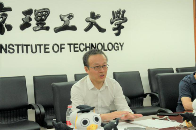 老哥俱乐部-老哥必备的交流社区