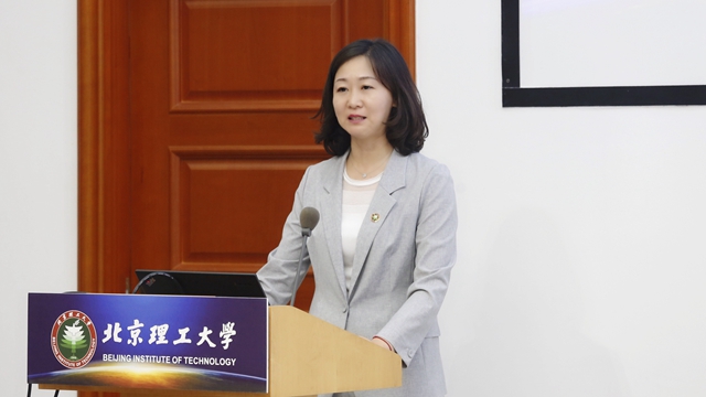 老哥俱乐部-老哥必备的交流社区